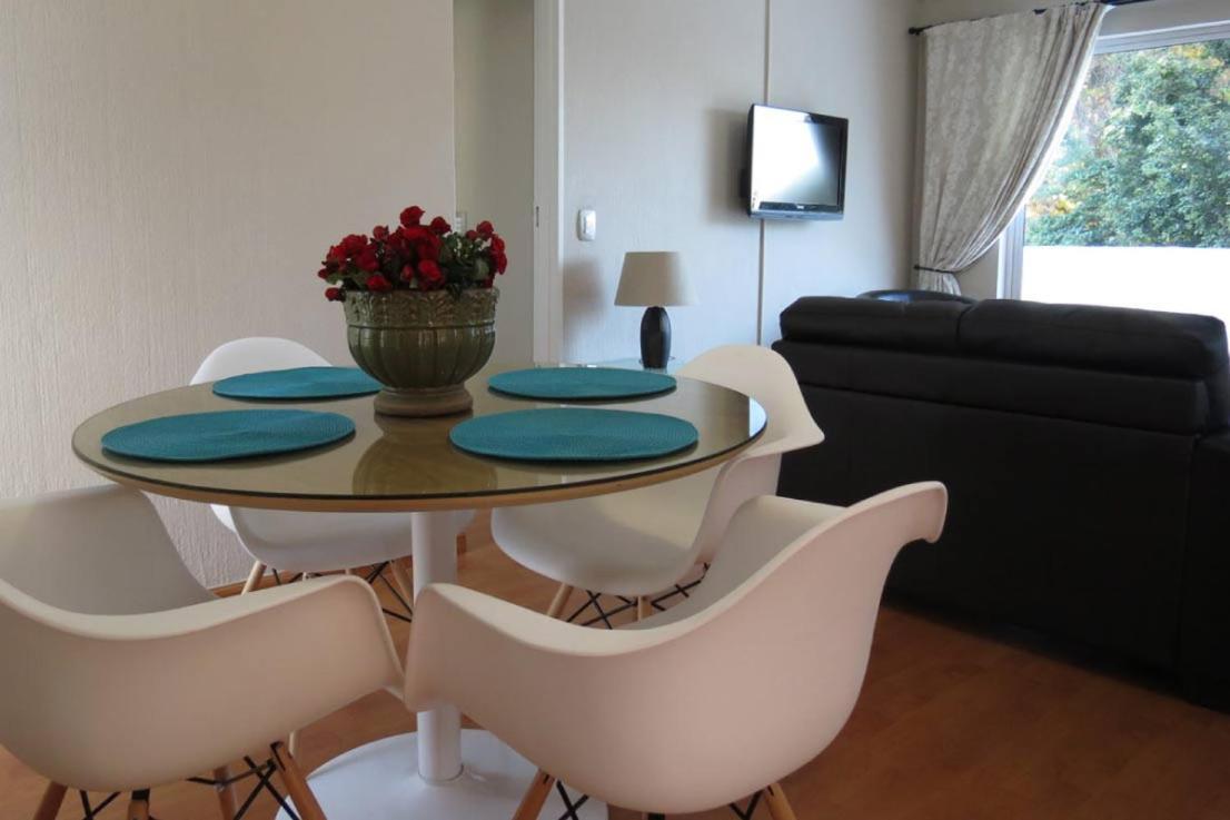 Daisy St -One Bedroom Apartment ヨハネスブルグ エクステリア 写真